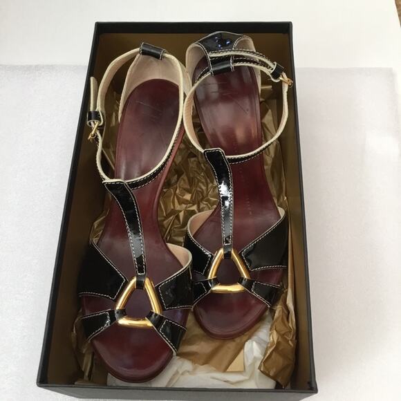 Giuseppe Zanotti Burgundy T-Strap Heel Sandals - Picture 2 of 11
